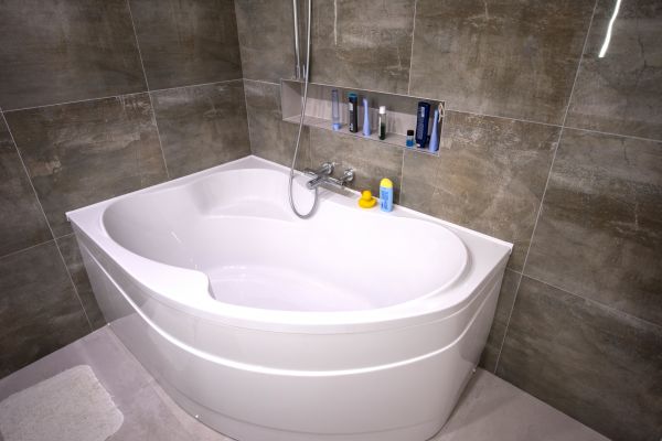 Large Bathtub Installation in Columbus